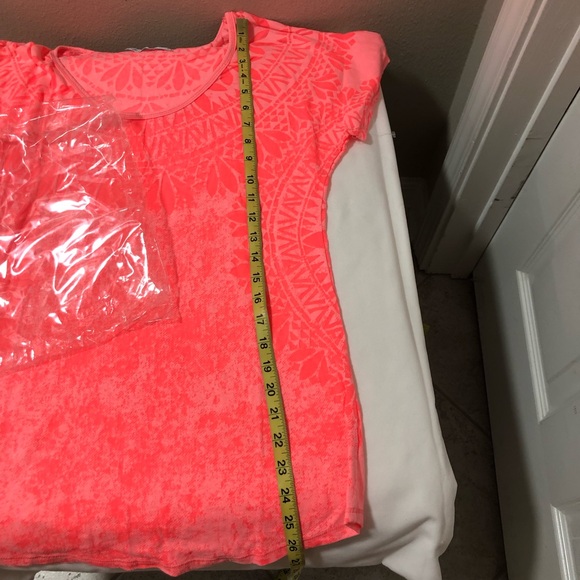 Maurices Women’s Cotton Blend  Tie Dye Texture Hot Pink Neón Short Sleeve Top M - Picture 9 of 10